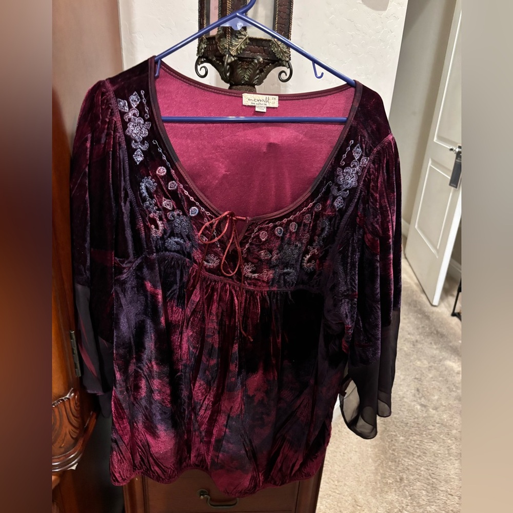 ONE WORLD Velvet Embroidered Peasant Tunic in Plum and Burgundy